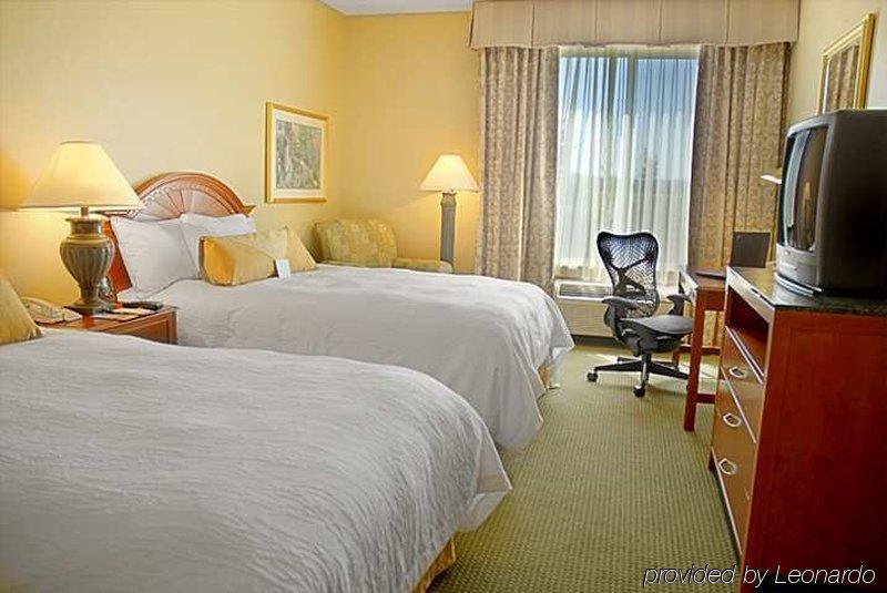 Hilton Garden Inn Lexington Room photo